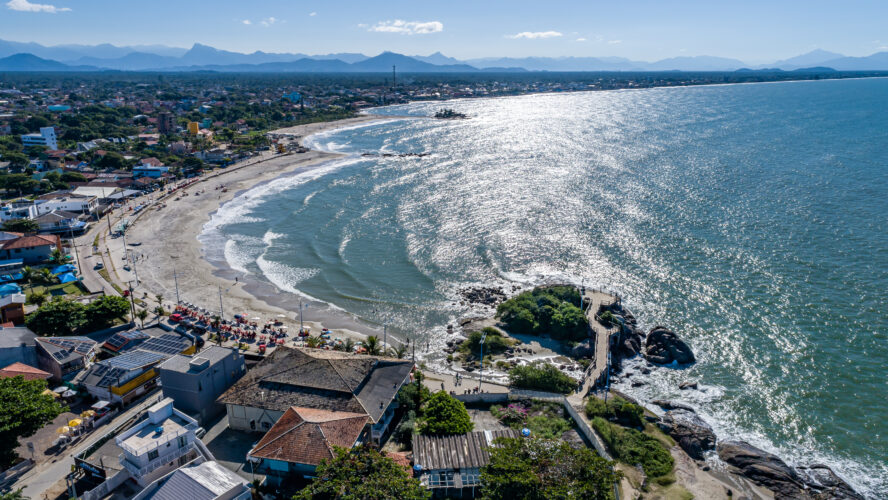 As melhores praias de Itapoá para comprar um imóvel com a RÔGGA
